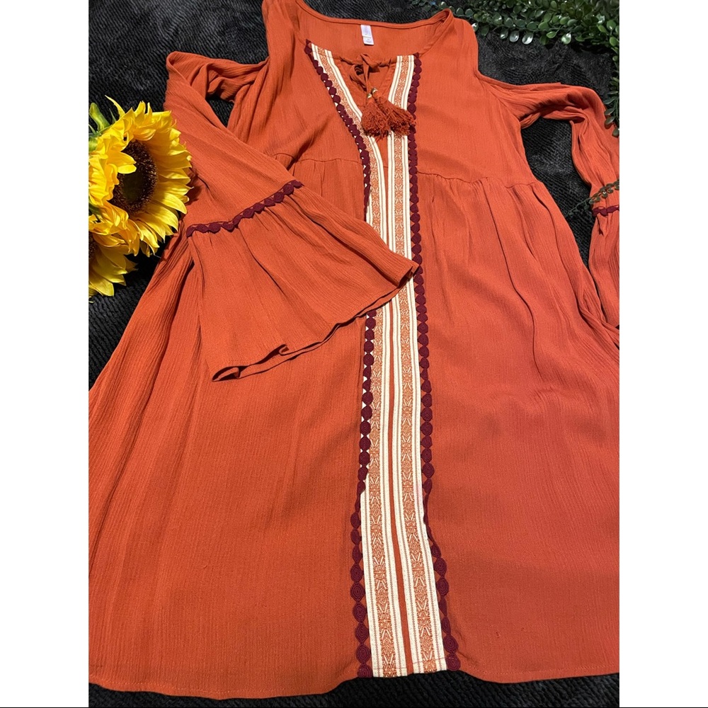 Cute summer dress very comfy 🌻 Good condition like new!